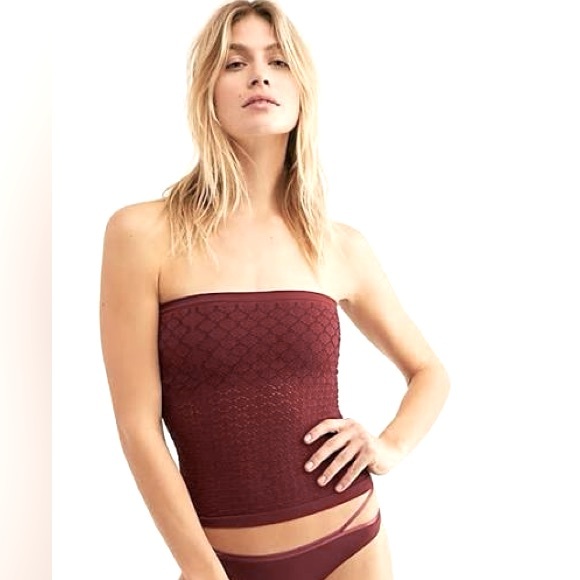 FREE PEOPLE Honey Textured Tube Top M/L Cranberry $38 Retail NWOT - Picture 1 of 6